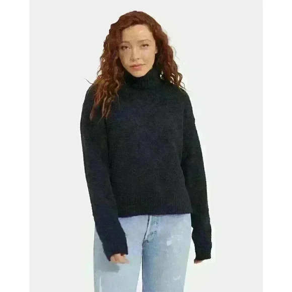 NEW! UGG Women's M Ylonda Turtleneck Sweater - Picture 1 of 4